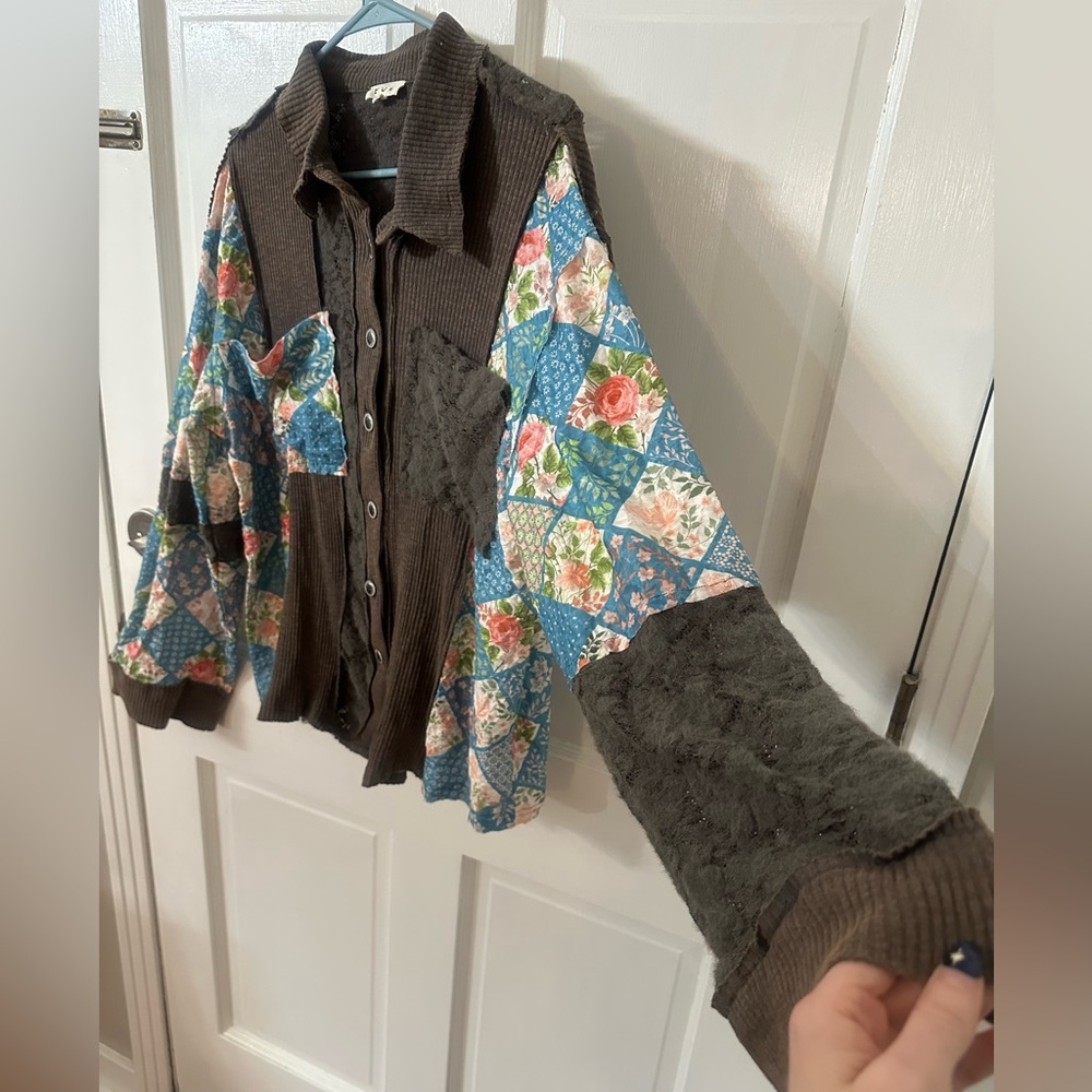 NWOT POL Women's Pactchwork Shacket/Shirt - Picture 8 of 8